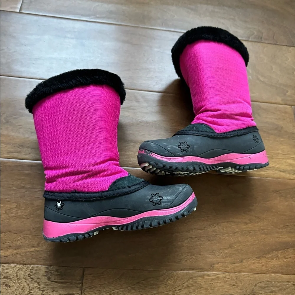 Baffin Kids Pink and Black Winter Snow Boots